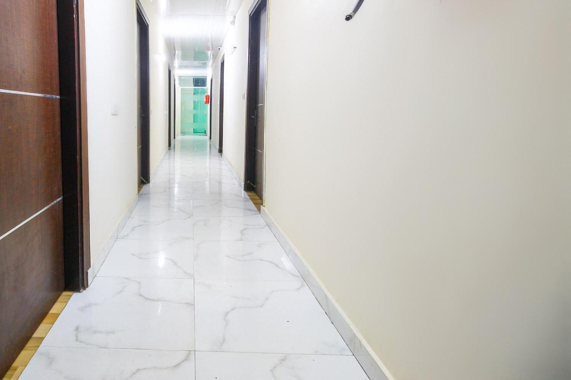 Hotel O Ansh Residency Delhi  Extérieur photo